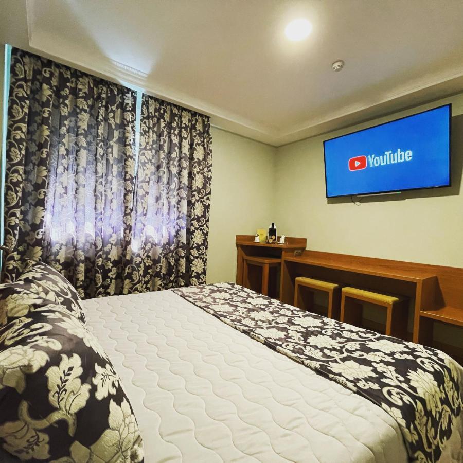 Hotel Cies Calvarrasa de Abajo ภายนอก รูปภาพ